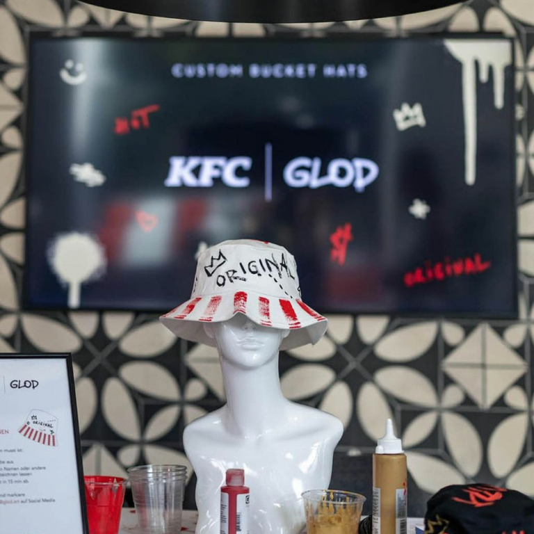 Glod-KFC​-Life-Painting-Bucket-Hat-2